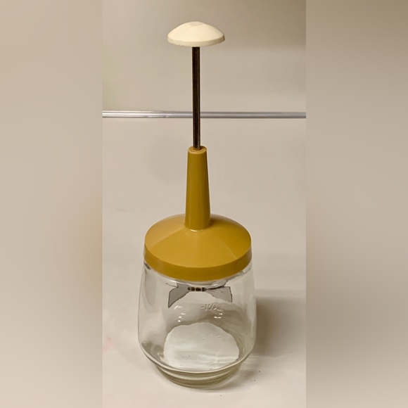 1960s Vintage Mustard Yellow Federal Houseware Chicago Illinois Nut Chopper - Picture 16 of 16
